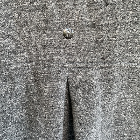 Lululemon Pleat to Street Bomber Coat Gray Pockets Back Pleat Jacket Sz 4 - Picture 8 of 10